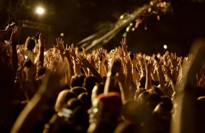 Tips Nonton Konser Musik Tips Memilih Konser Sesuai Gaya Kamu