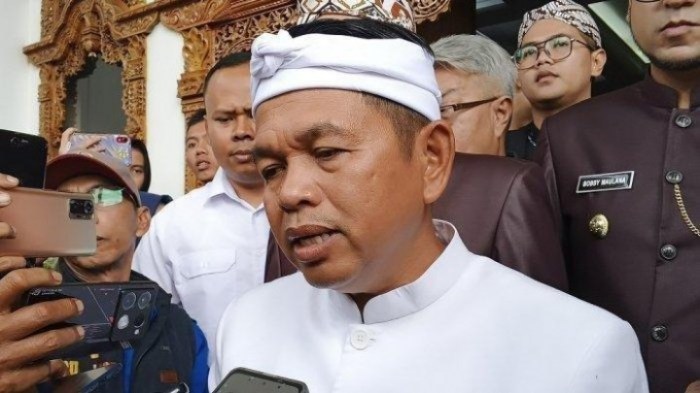 Dedi Mulyadi: Siswa Langgar Jam Malam Dapat SP1 dari Sekolah - Riau24 Pelanggaran Jam Malam, Dedi Sarankan Sanksi SP1