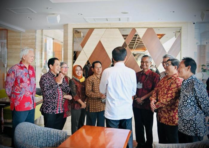 Kehadiran Jokowi di Reuni UGM Curi Perhatian Alumni dan Mahasiswa