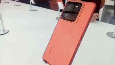 Desain GT 8 Pro Mirip Wajah Robot dengan Kamera Periskop 200MP