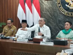 Menko Zulhas Siapkan Operasional 20000 Koperasi Merah Putih 1000 Unit Mulai Pekan Depan