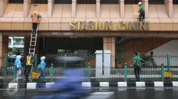 10 Tempat Makan Enak Dekat Stasiun Cikini yang Wajib Dicoba 2025