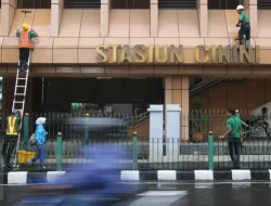 10 Tempat Makan Enak Dekat Stasiun Cikini yang Wajib Dicoba 2025