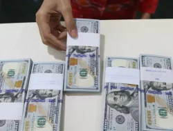 Dolar AS Stabil terhadap Euro dan Poundsterling Menjelang Akhir Pekan