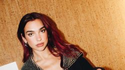 Dua Lipa Pecat Manajer Karena Tolak Musisi Pro-Palestina di Glastonbury 2025