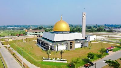 Resmikan Dua Rumah Ibadah, Komitmen Pengembangan Citra Maja City Ditekankan