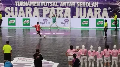 Tim Putri SMAN 2 Mojokerto Menangi Axis Nation Cup 2025 Setelah Kalahkan SMK Nusantara Lewat Penalti