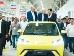 Presiden Brasil Jadi Pemilik Mobil Listrik ke-14 Juta Unit