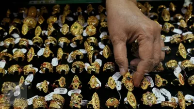 Harga Emas Dunia Menguat Terbatas Sentuh Level Tertentu