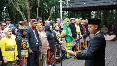 Pelantikan Ketua RT se-Berbas Pantai, Wawali Bontang Tekankan Sinergi dengan Pemerintah