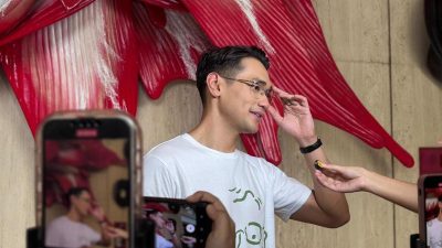 Afgan Kembali Hadirkan Era Sad Boy Melalui Lagu Kacamata