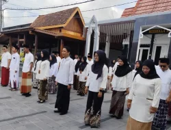 Rayakan Hari Santri ASN Banyuwangi Wajib Kenakan Sarung dan Peci Selama Tiga Hari