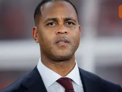 Strategi Kluivert Diperbincangkan Usai Kekalahan Timnas Indonesia dari Arab Saudi dan Kejutan Media Vietnam