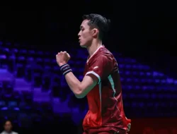 Hasil Denmark Open 2025: Jonatan Christie Kalahkan Li Shi Feng Menuju Semifinal
