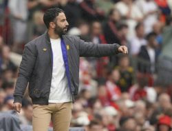 3 Berita Bola Terbaru: Manchester United Siapkan Dana Rp2,3 Triliun untuk Dua Target Januari 2026