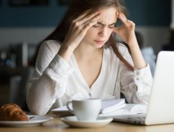 9 Kondisi Medis Berbahaya Penyebab Penglihatan Kabur dan Sakit Kepala