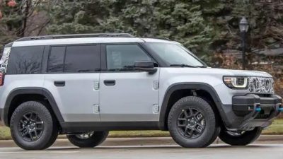 SUV Listrik Recon EV Akan Dirilis Menurut Pimpinan Jeep