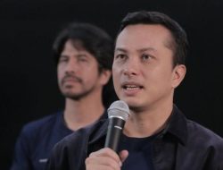 Nicholas Saputra Mengenang Perjuangan Kuliah dan Pesan untuk Generasi Kerja Muda