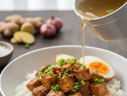 6 Resep Bakmoy Ayam dan Tahu Praktis untuk Menu Hangat Saat Hujan