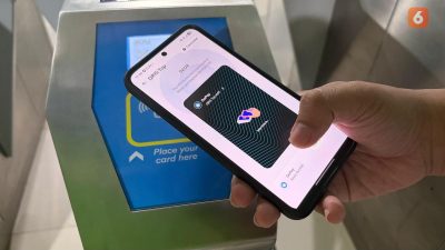 Cara Menggunakan QRIS Tap untuk MRT KRL dan TransJakarta serta Daftar Bank dan Dompet Digital Pendukung