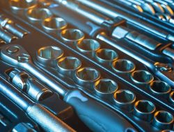 Perkakas Penting untuk Setiap Pemilik Kendaraan Bermotor