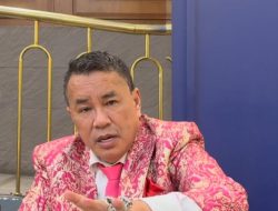 Hotman Paris Berhenti Menjadi Pengacara Nadiem Makarim dalam Kasus Chromebook, Ini Alasannya