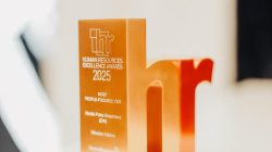 Winston Utomo Terima Gelar CEO Paling Berfokus pada Karyawan di Human Resources Excellence Awards 2025