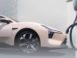 Pemilik Kendaraan Listrik Kini Bisa Berbagi Stasiun Pengisian Daya Rumah