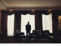 Kisah Rashan Brown Dapatkan Rp 190 Juta dari Bisnis Puisi yang Menarik Perhatian