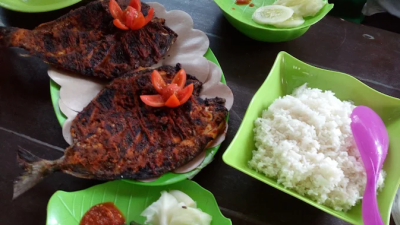 10 Tempat Makan Ikan Bakar di Banyuwangi yang Cocok untuk Keluarga