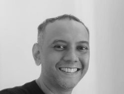 Vokalis Element Lucky Widja Meninggal Dunia