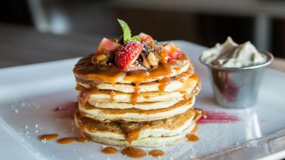 Membuat Pancake dengan Magic Com yang Praktis dan Hemat Waktu