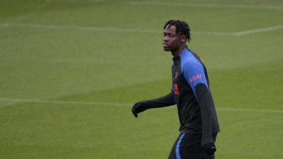 Manuver Manchester United di Bursa Transfer untuk Wonderkid Liga Prancis sebagai Target Baru