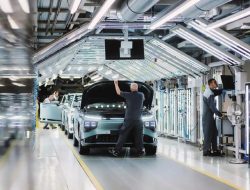 Tiongkok Tetapkan Standar Nasional Wajib untuk Sistem Kemudi Steer-by-Wire