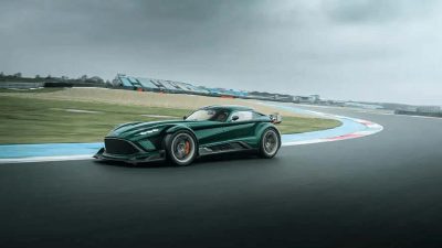 P24 RS Tegaskan Eksistensi Mobil Analog di Era Supercar Modern