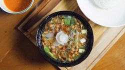 11 Tempat Makan Soto Enak di Bandung yang Wajib Dicoba dengan Rating Tinggi 2026
